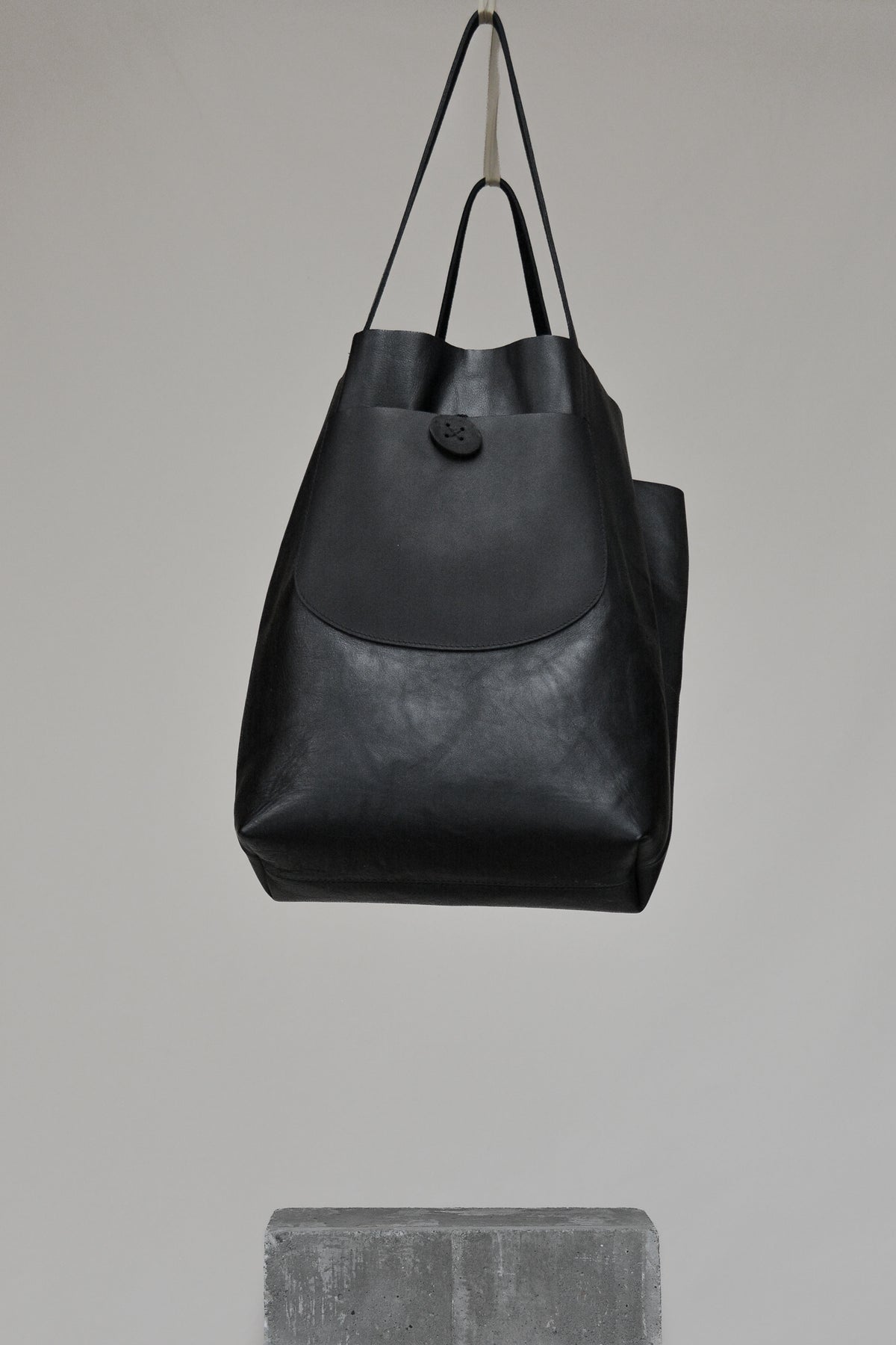 Cleo tote
